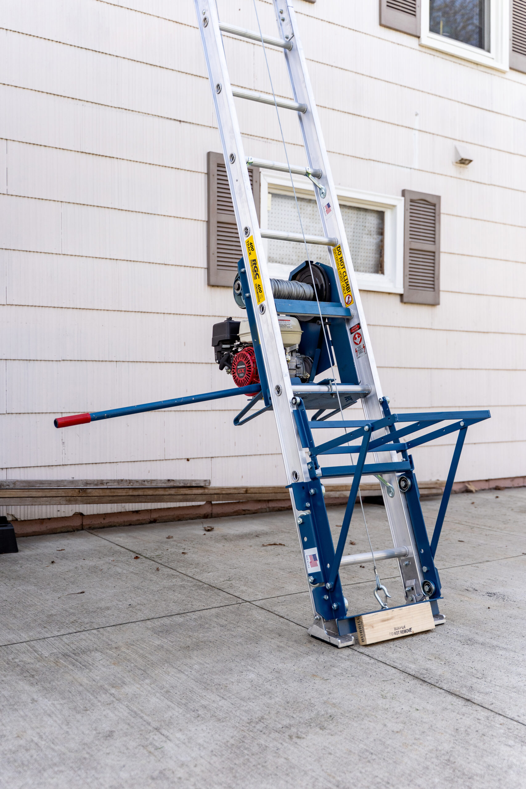 Natural  Buildings「The Ladder」 美麗装丁 PHD 400 Ladder Hoist - RGC Hoisting
